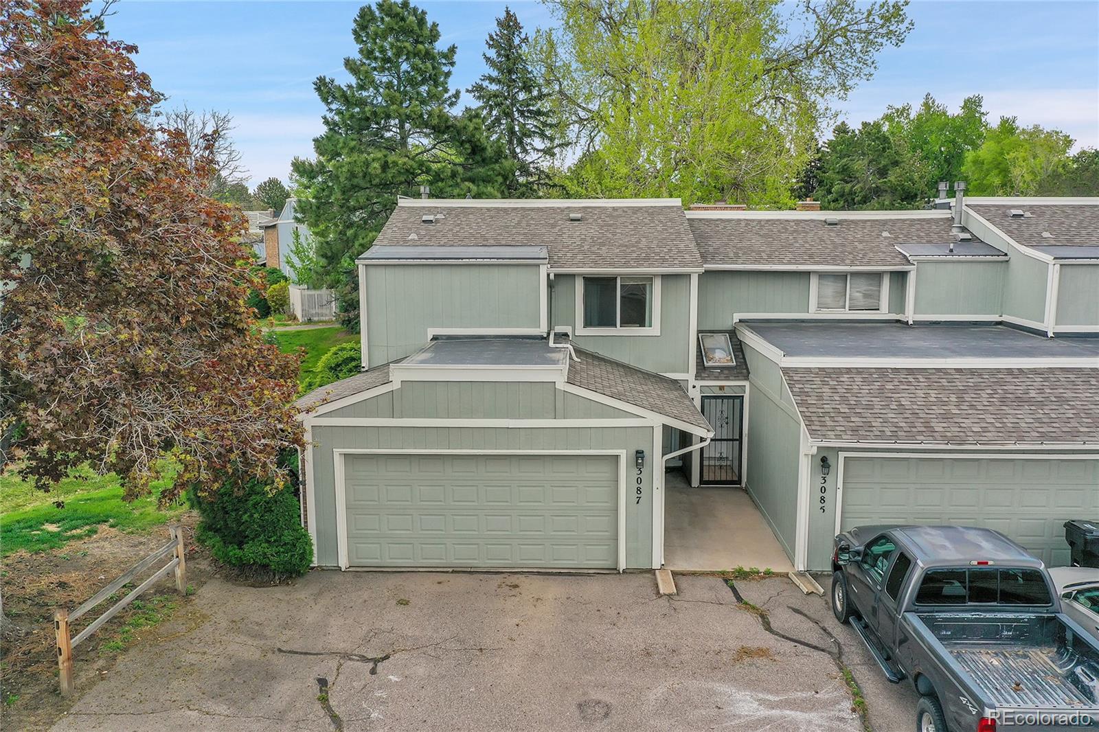 3087 S Macon Circle