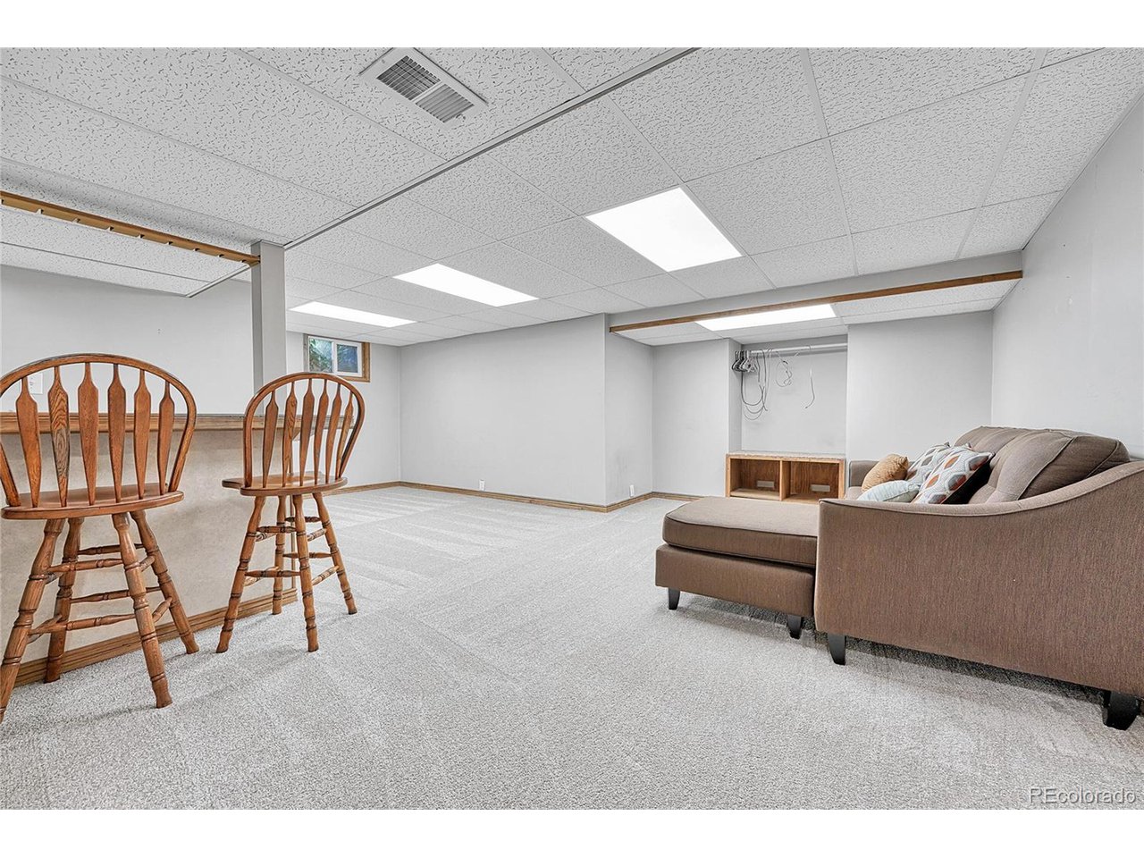 3087 S Macon Cir