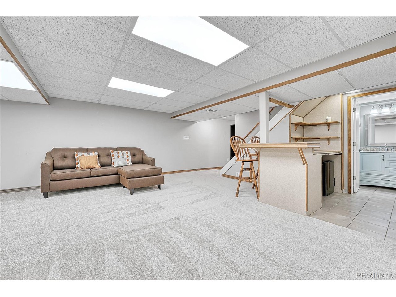 3087 S Macon Cir