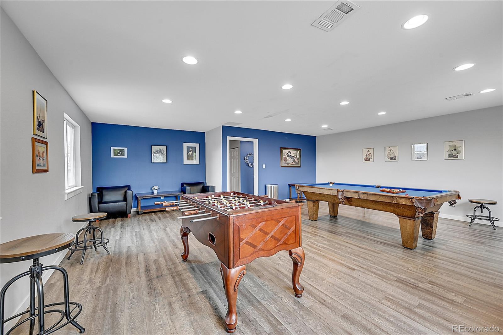 3087 S Macon Circle