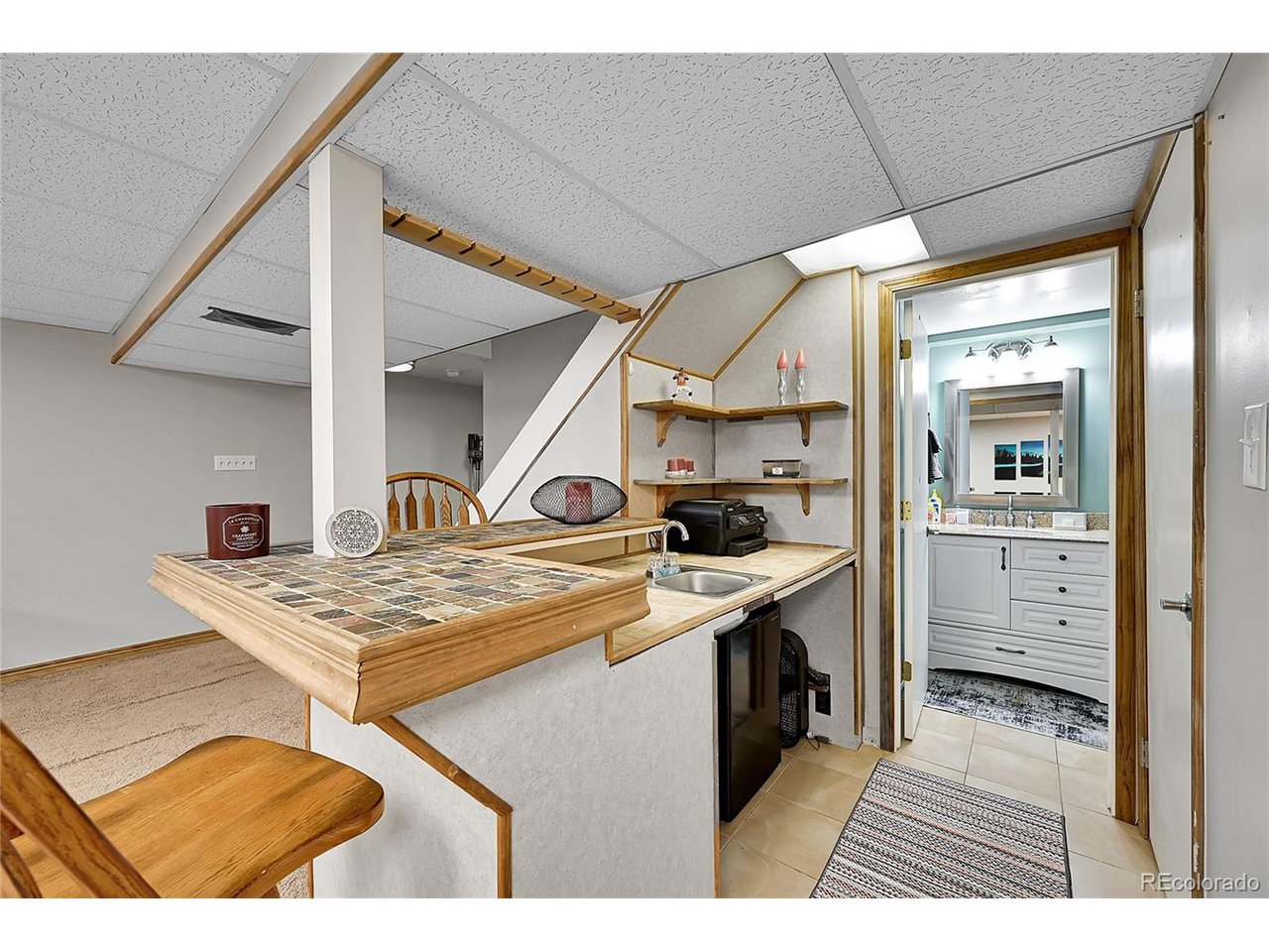 3087 S Macon Cir