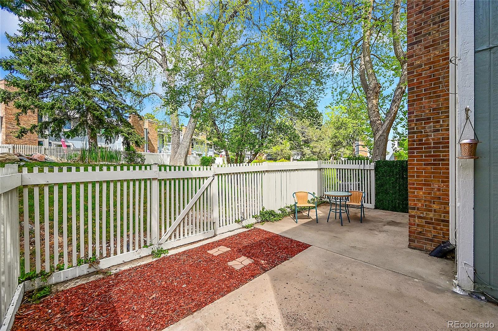 3087 S Macon Circle