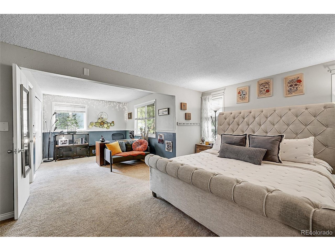 3087 S Macon Cir