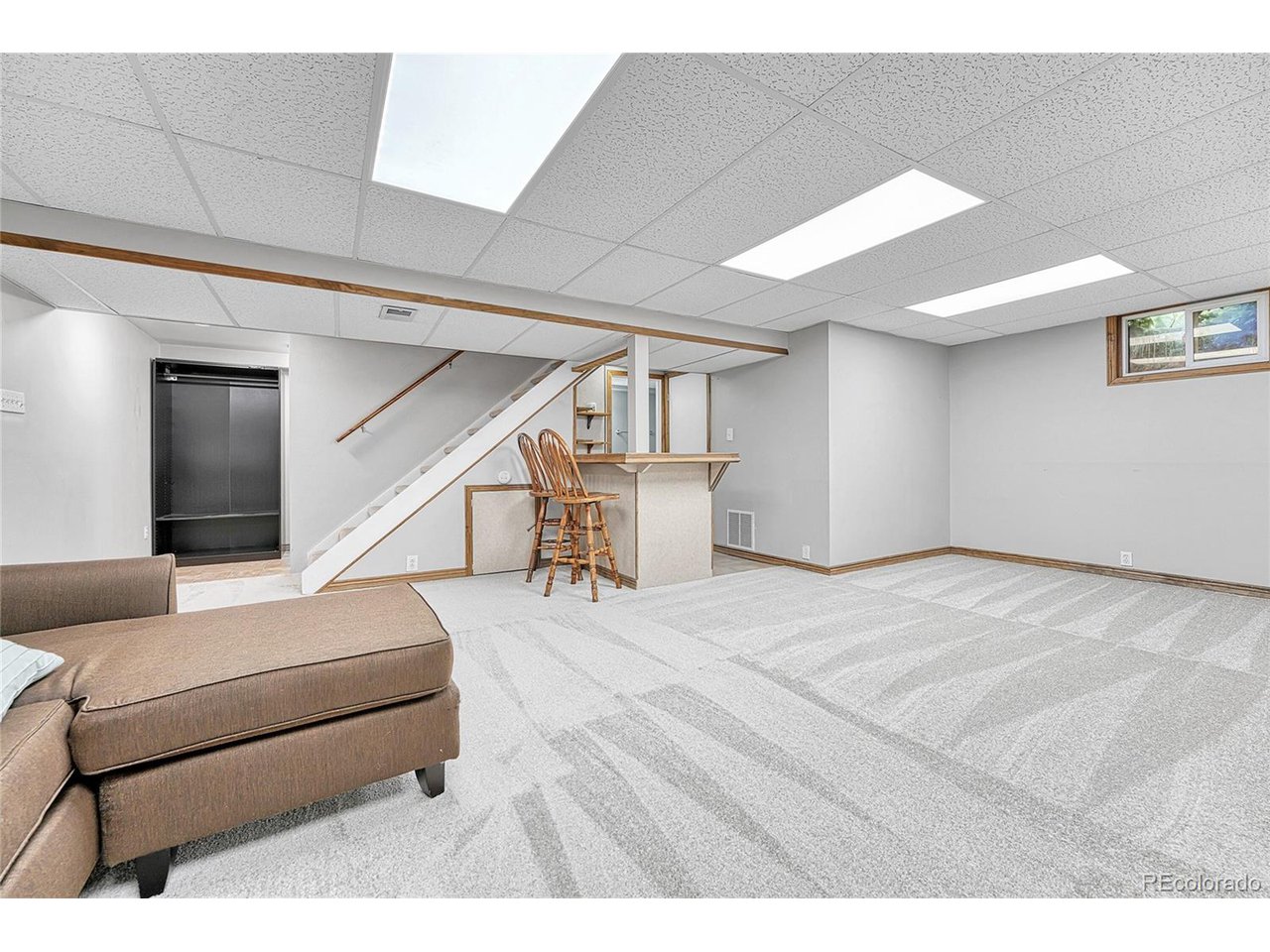 3087 S Macon Cir