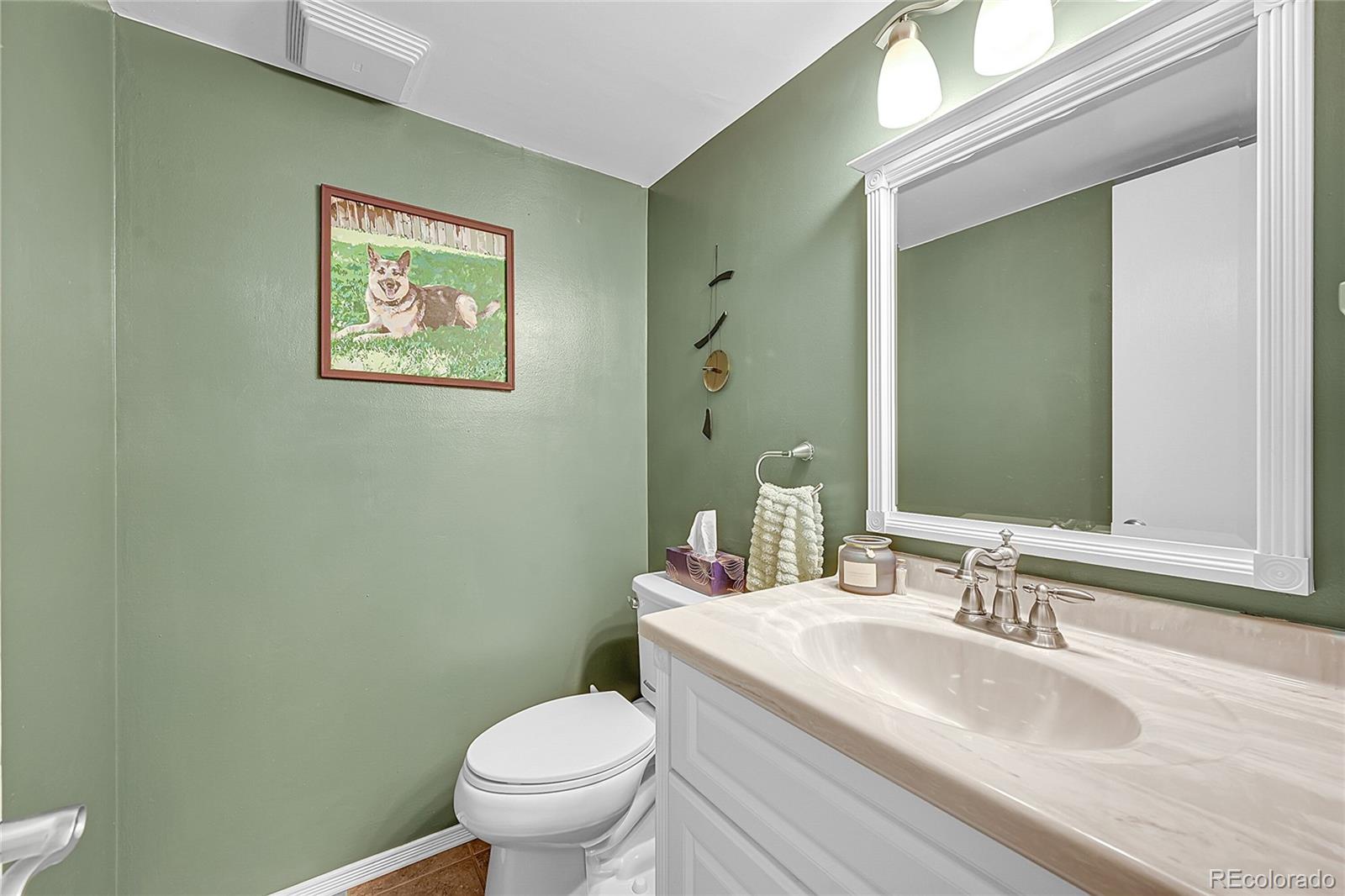 3087 S Macon Circle