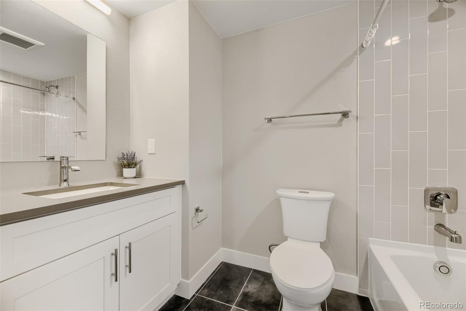1642 N Lafayette Street Unit: 1