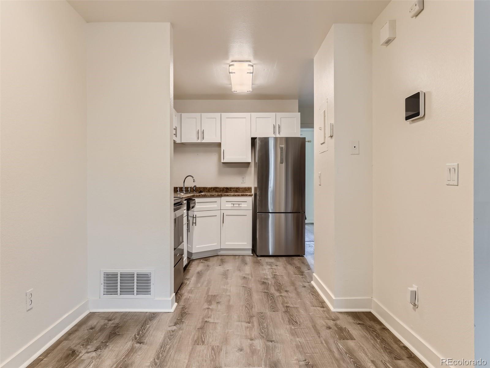 165 S Sable Boulevard Unit: R19