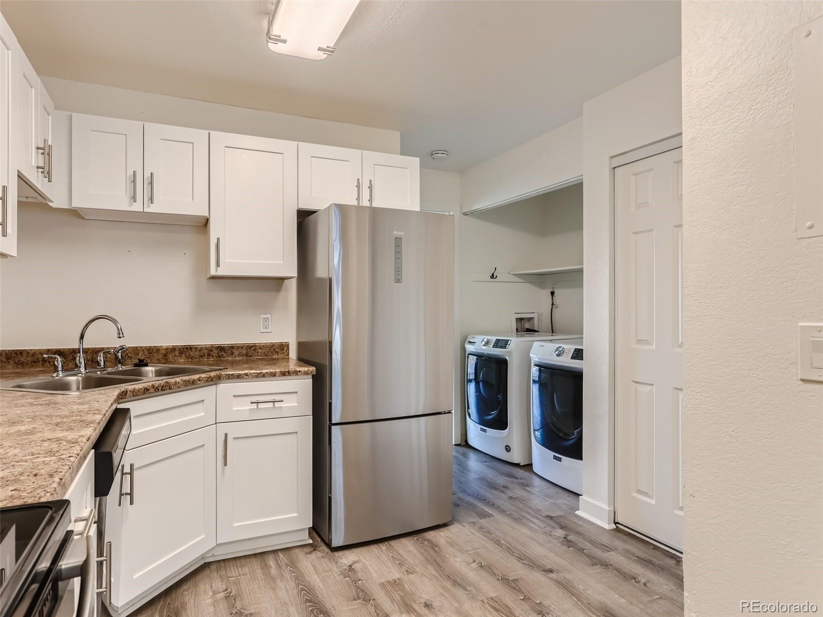 165 S Sable Boulevard Unit: R19