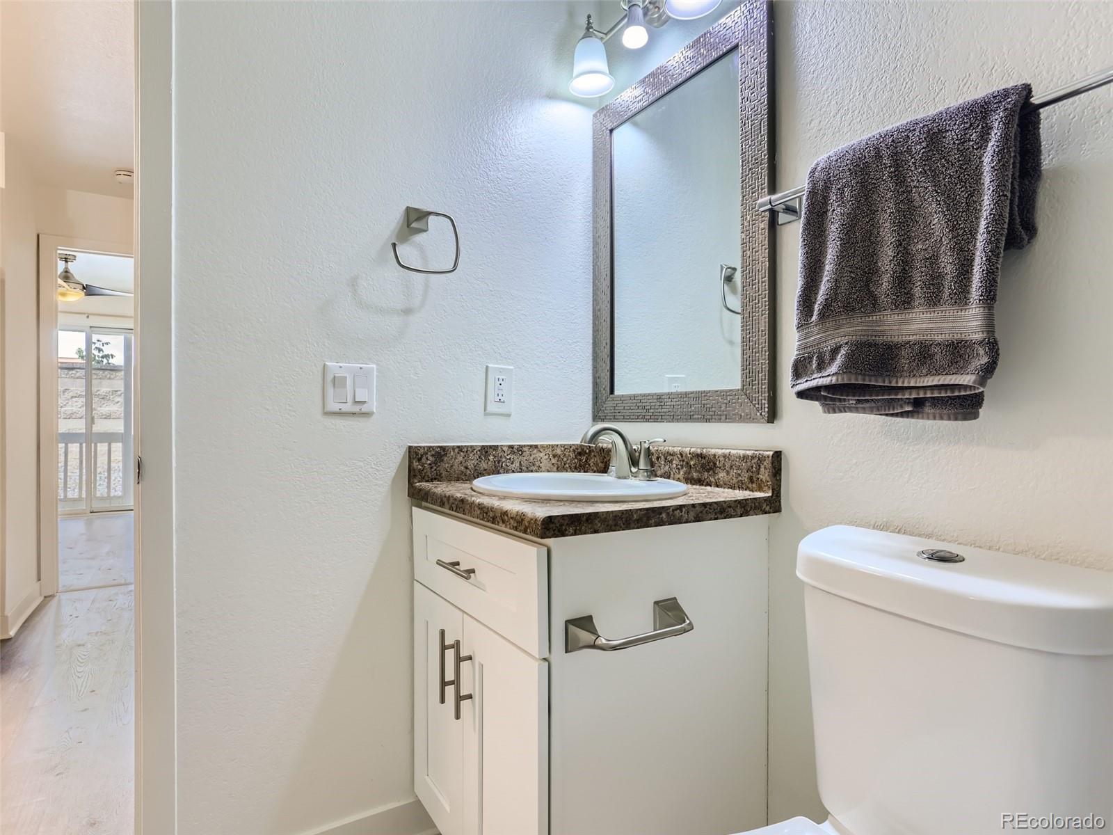 165 S Sable Boulevard Unit: R19