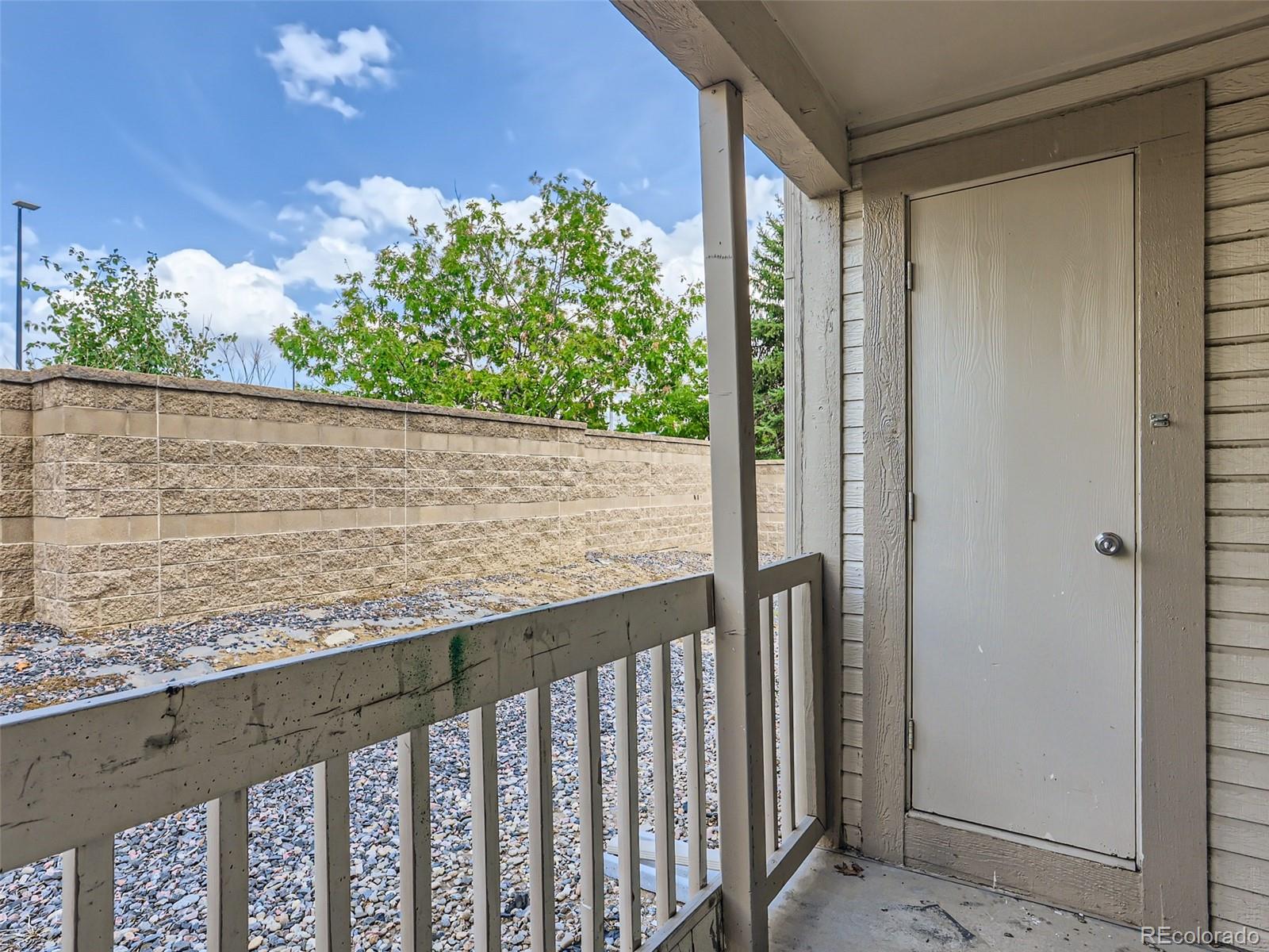 165 S Sable Boulevard Unit: R19