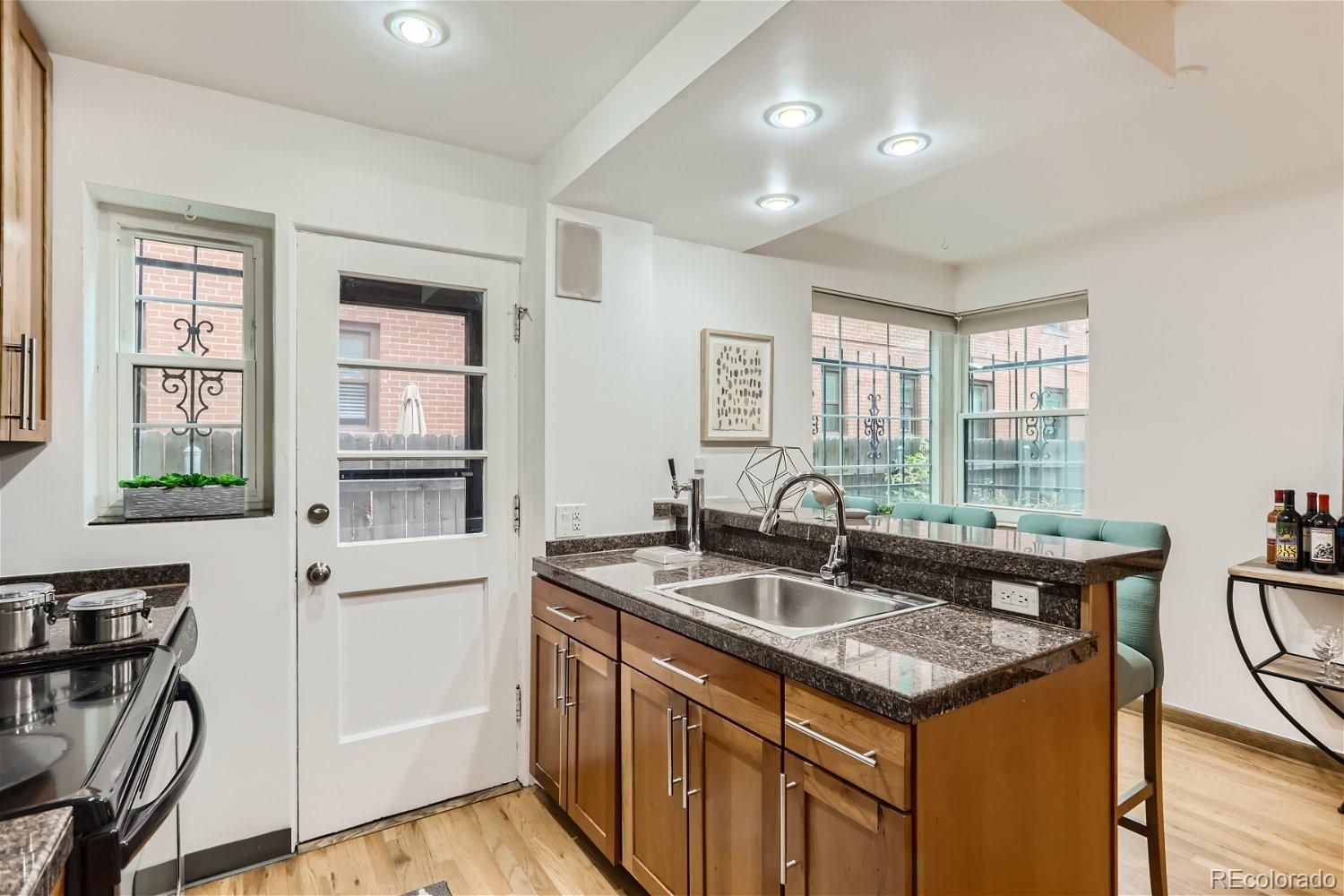 1050 N Logan Street Unit: B