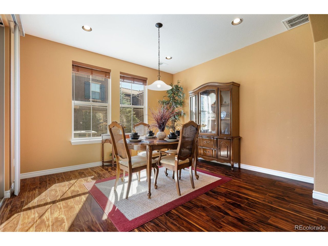 9472 Sori Ln Highlands Ranch