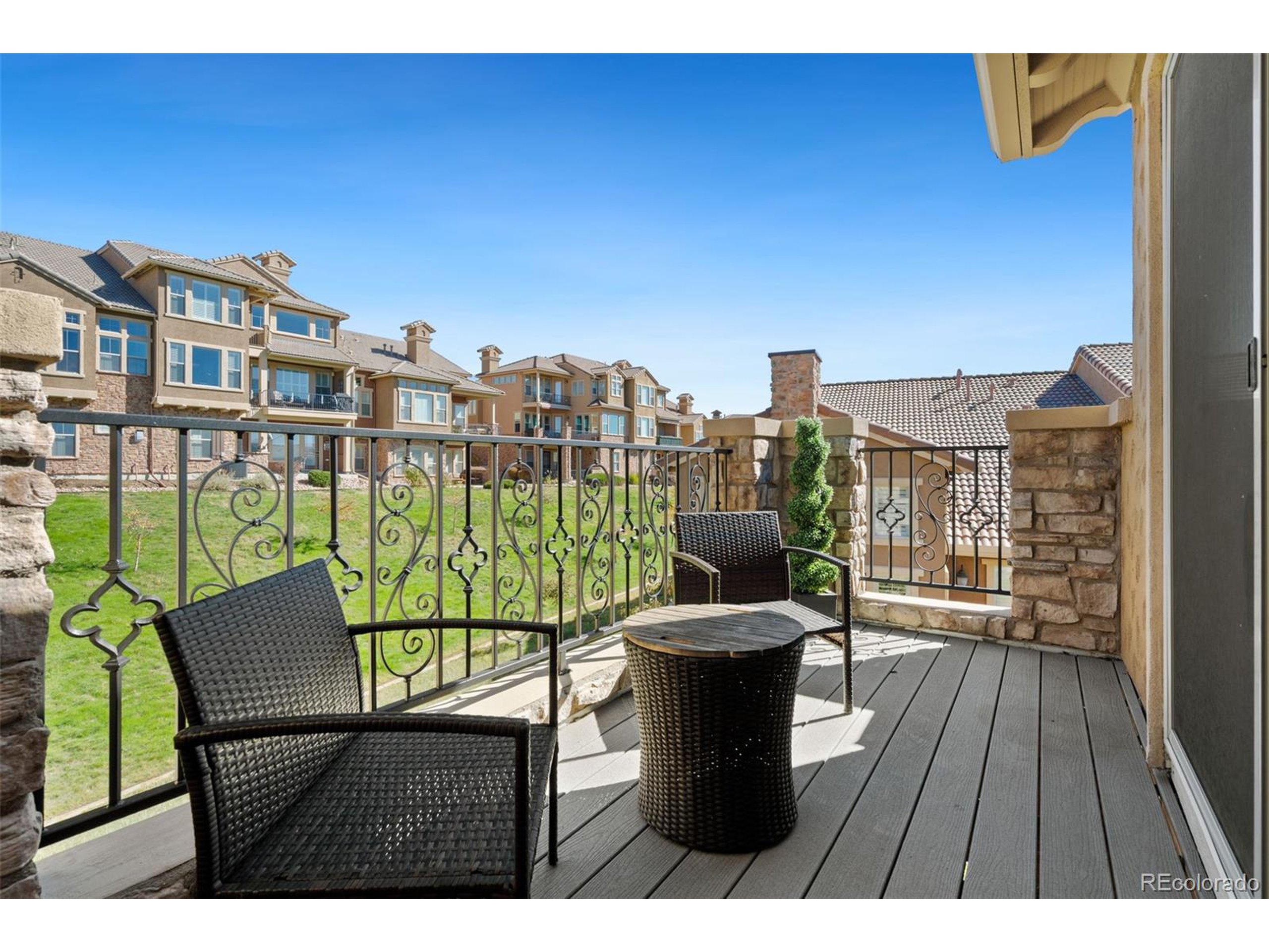 9472 Sori Ln Highlands Ranch