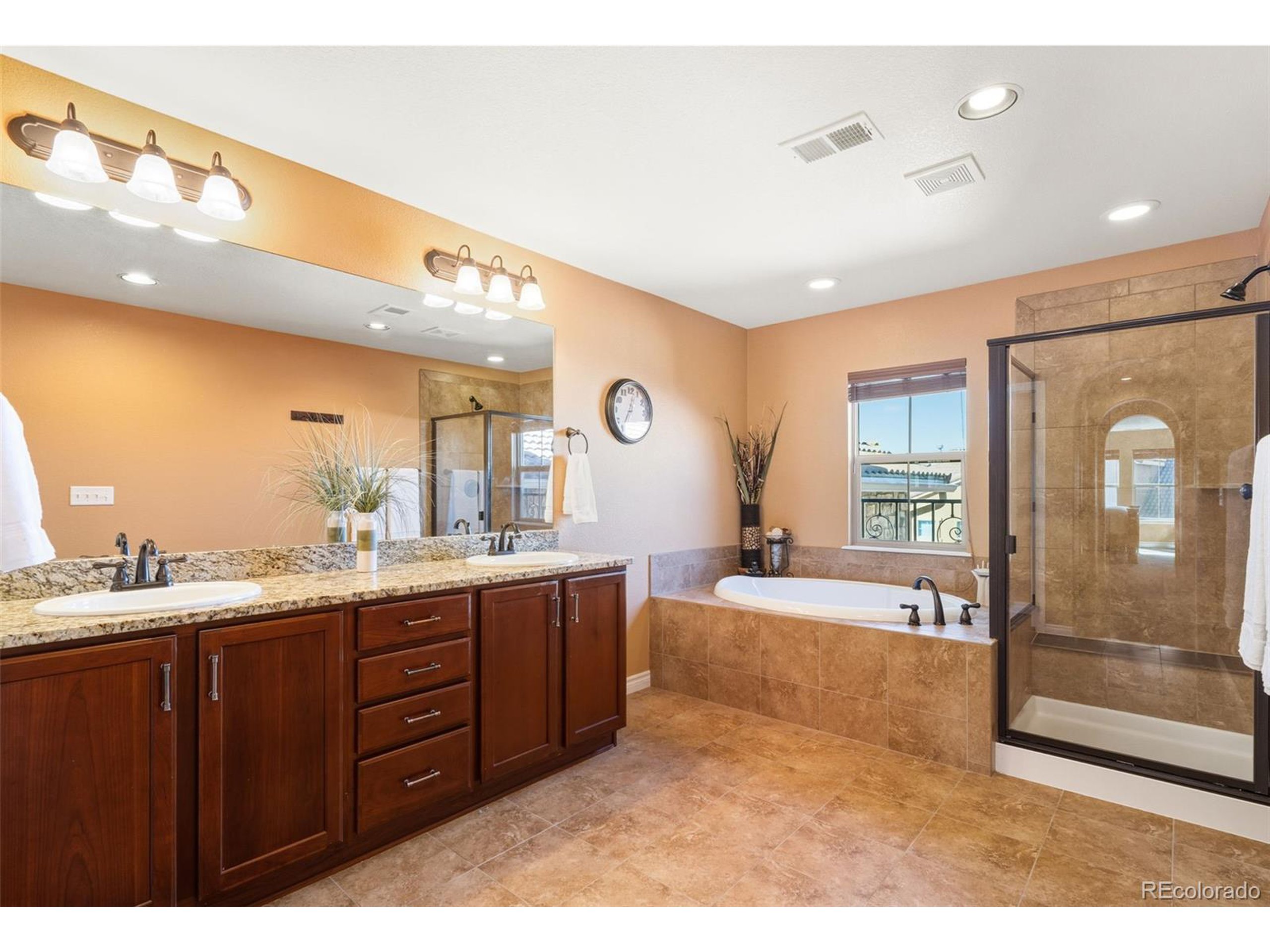 9472 Sori Ln Highlands Ranch