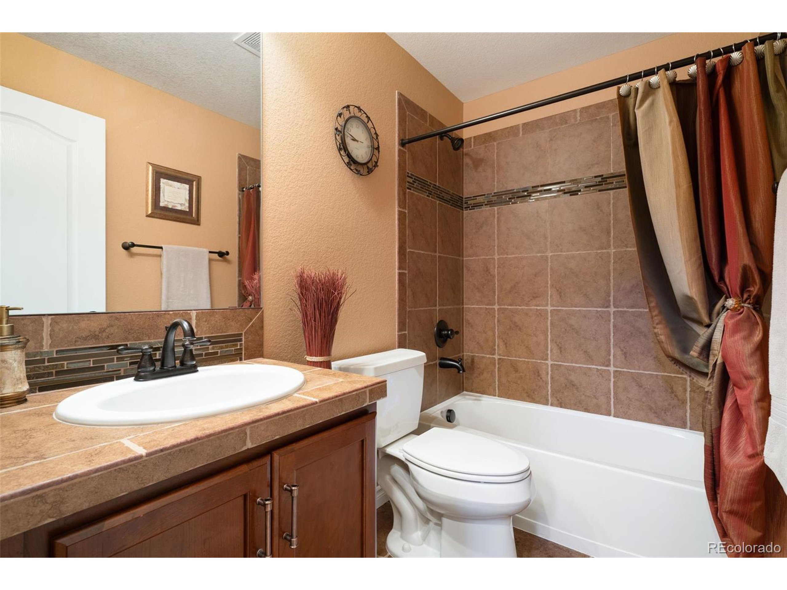 9472 Sori Ln Highlands Ranch