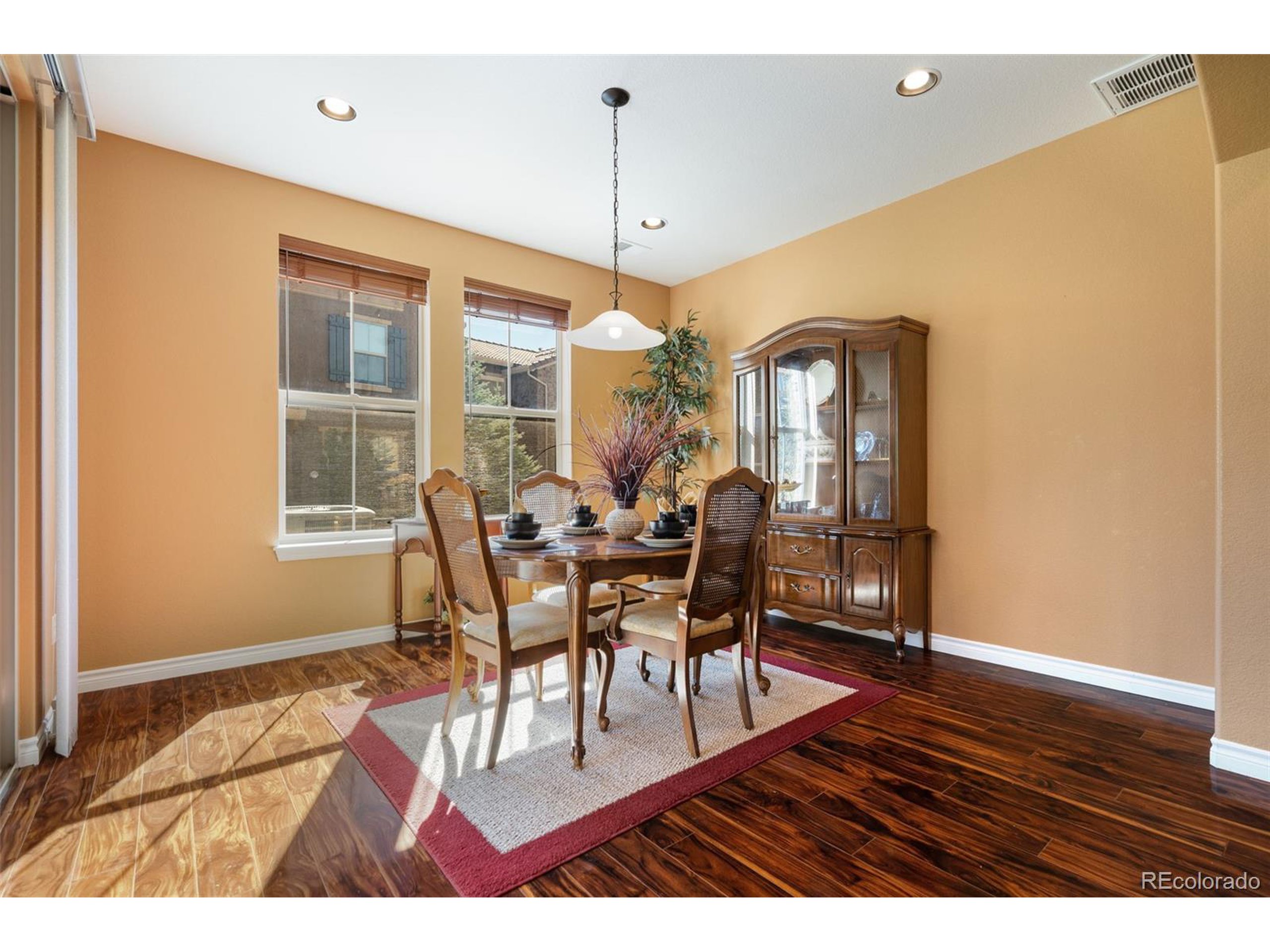 9472 Sori Ln Highlands Ranch