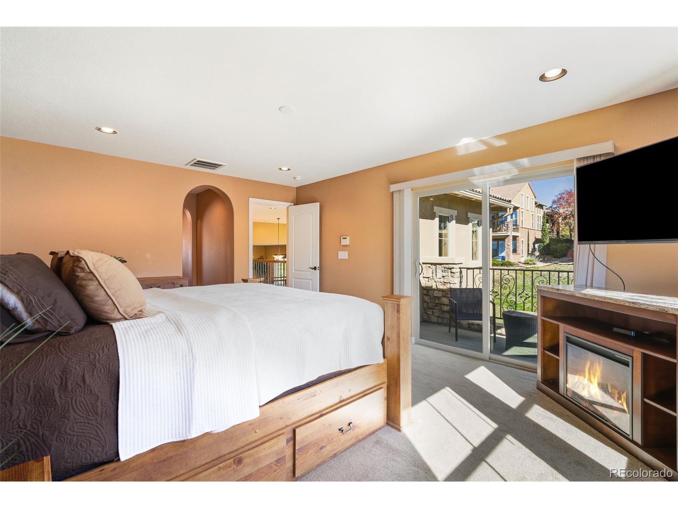 9472 Sori Ln Highlands Ranch