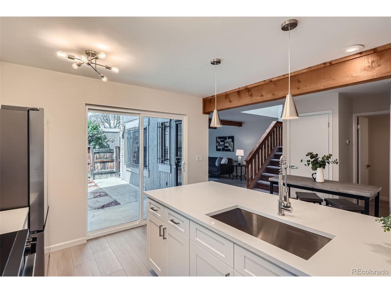 1251 S Yosemite Way 92