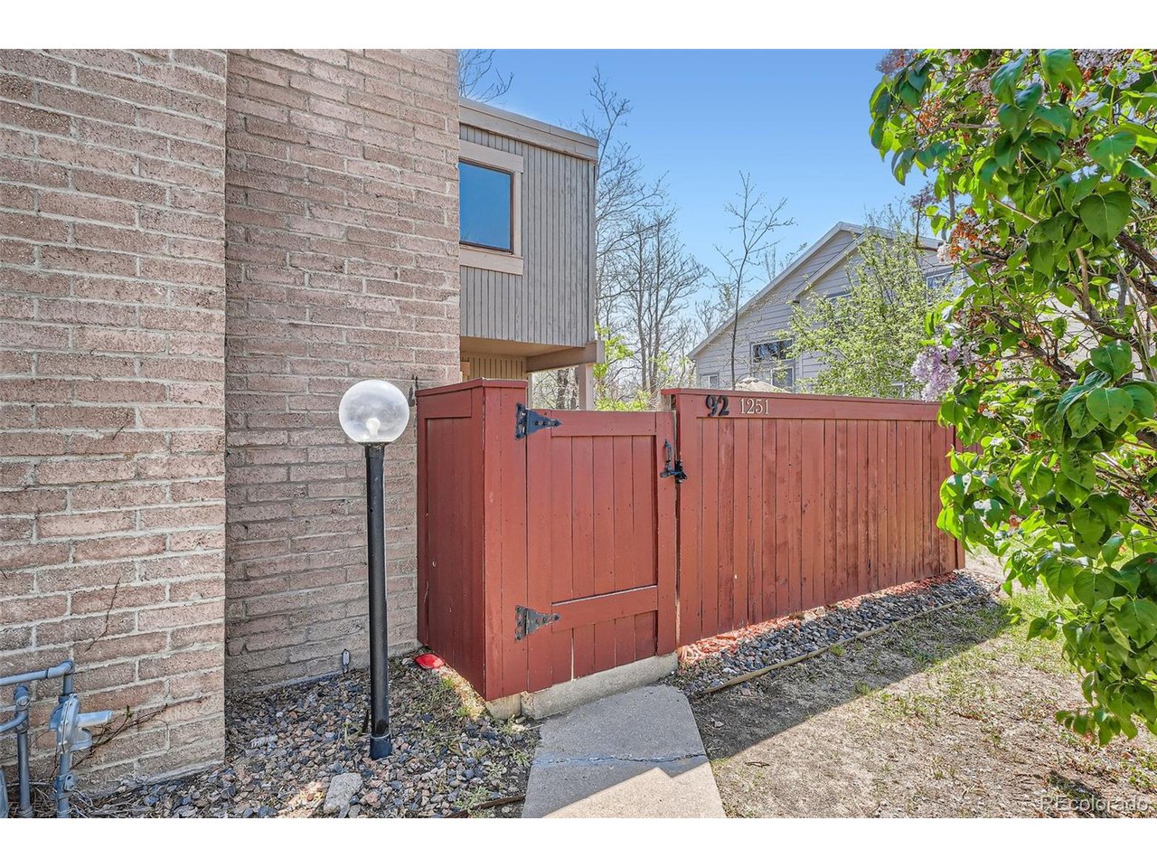 1251 S Yosemite Way 92