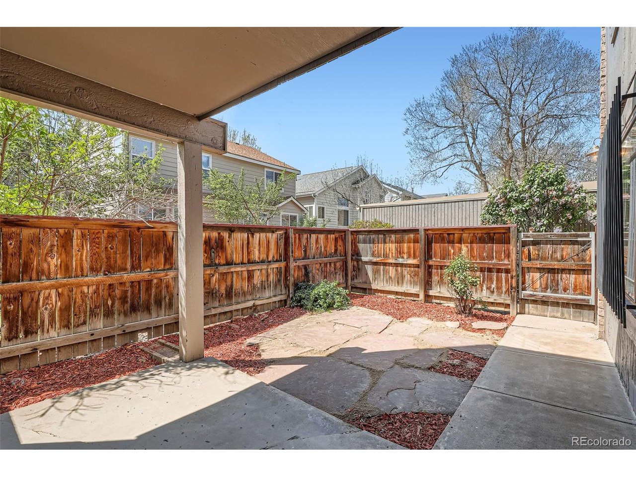 1251 S Yosemite Way 92