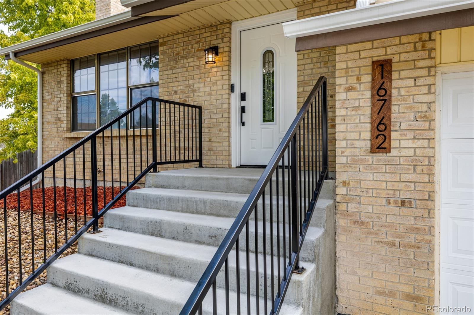 16762 E Kentucky Avenue