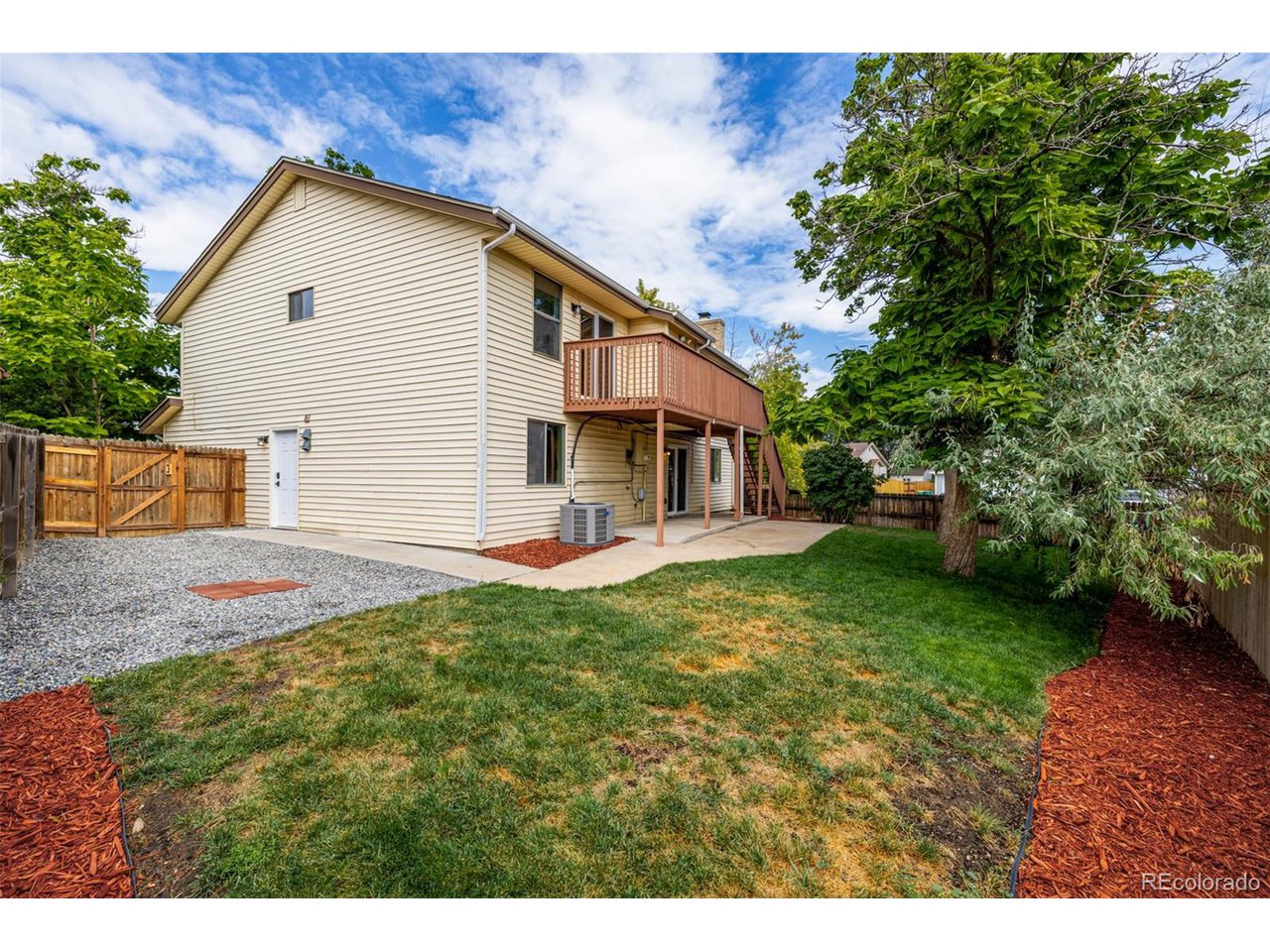 16762 E Kentucky Ave