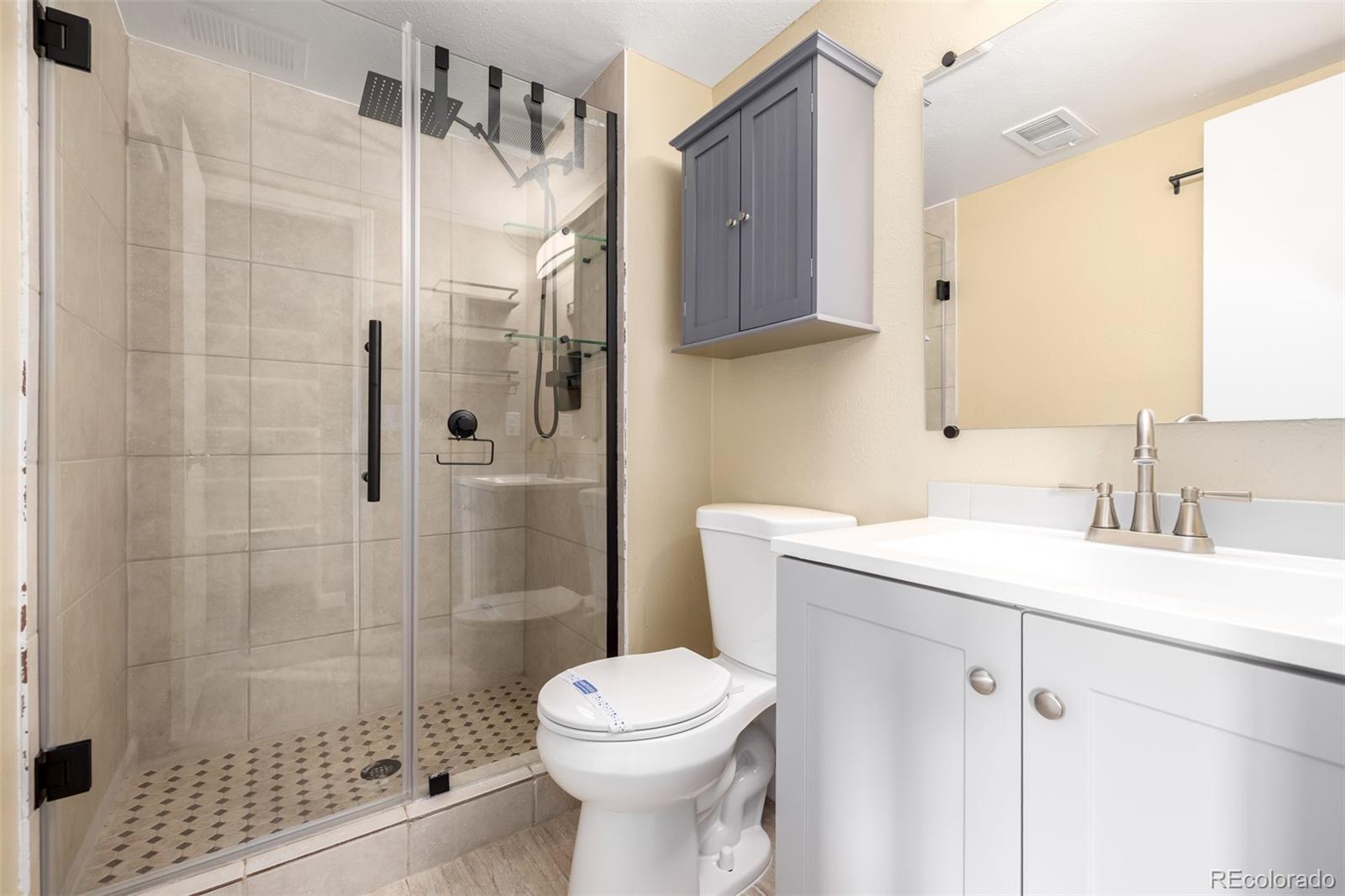 16762 E Kentucky Avenue