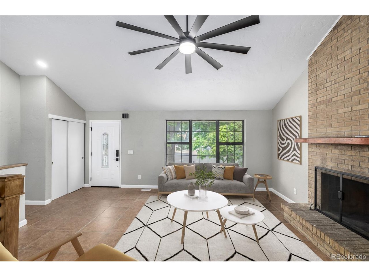 16762 E Kentucky Ave