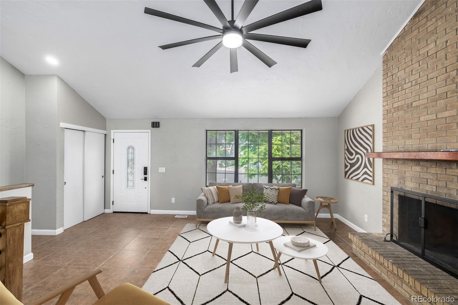 16762 E Kentucky Avenue