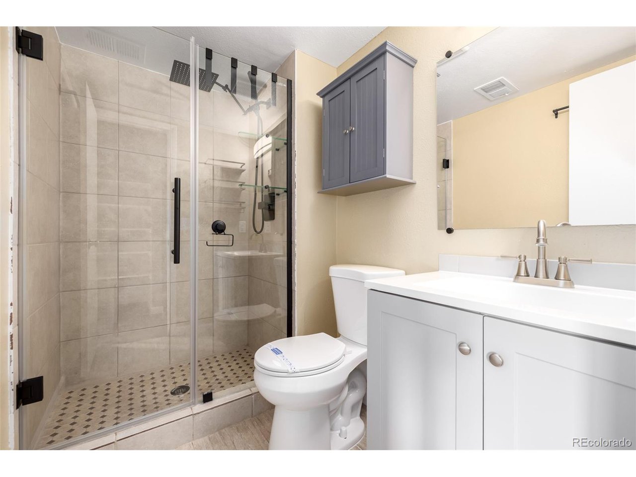 16762 E Kentucky Ave