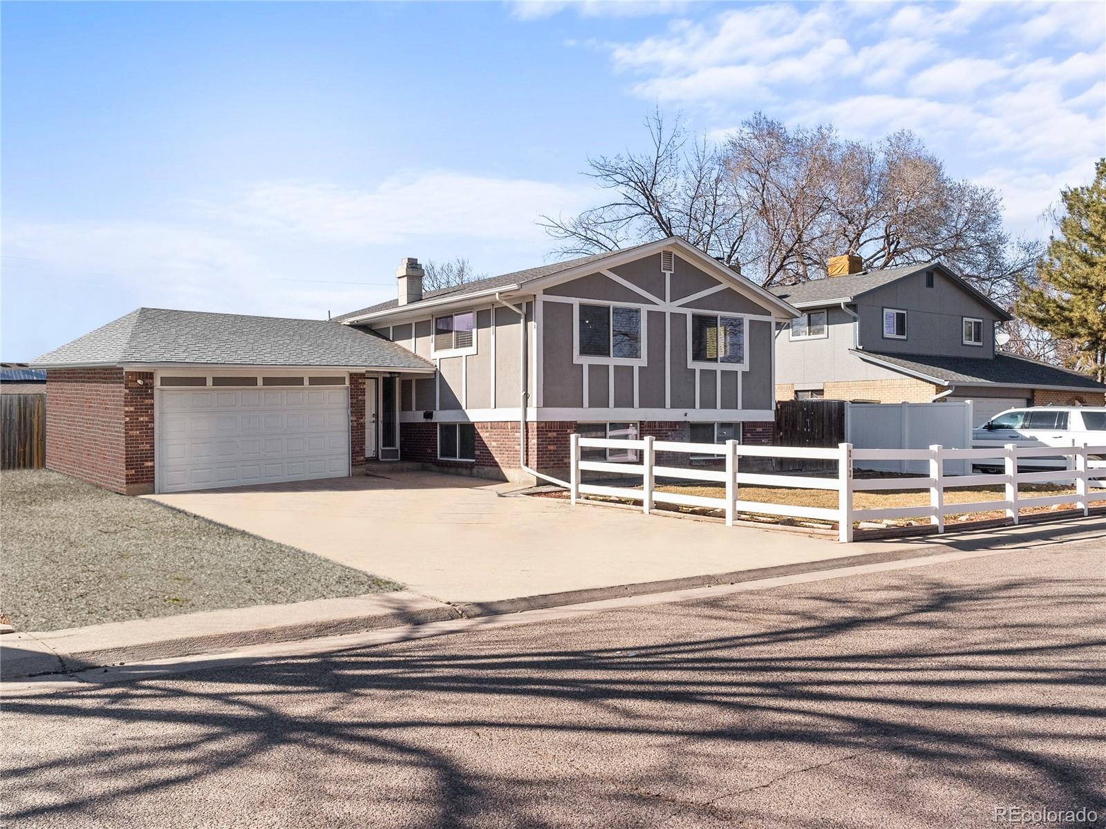 213 S 16th Ave Dr