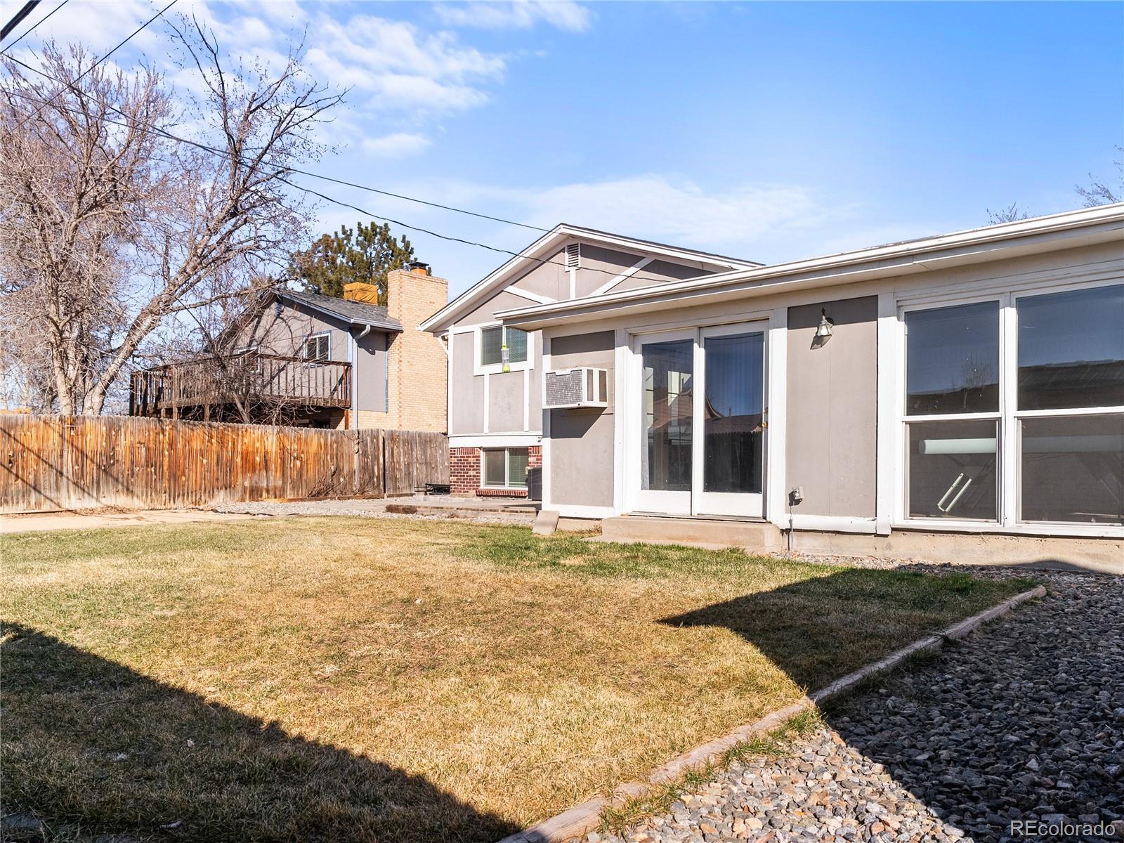213 S 16th Ave Dr
