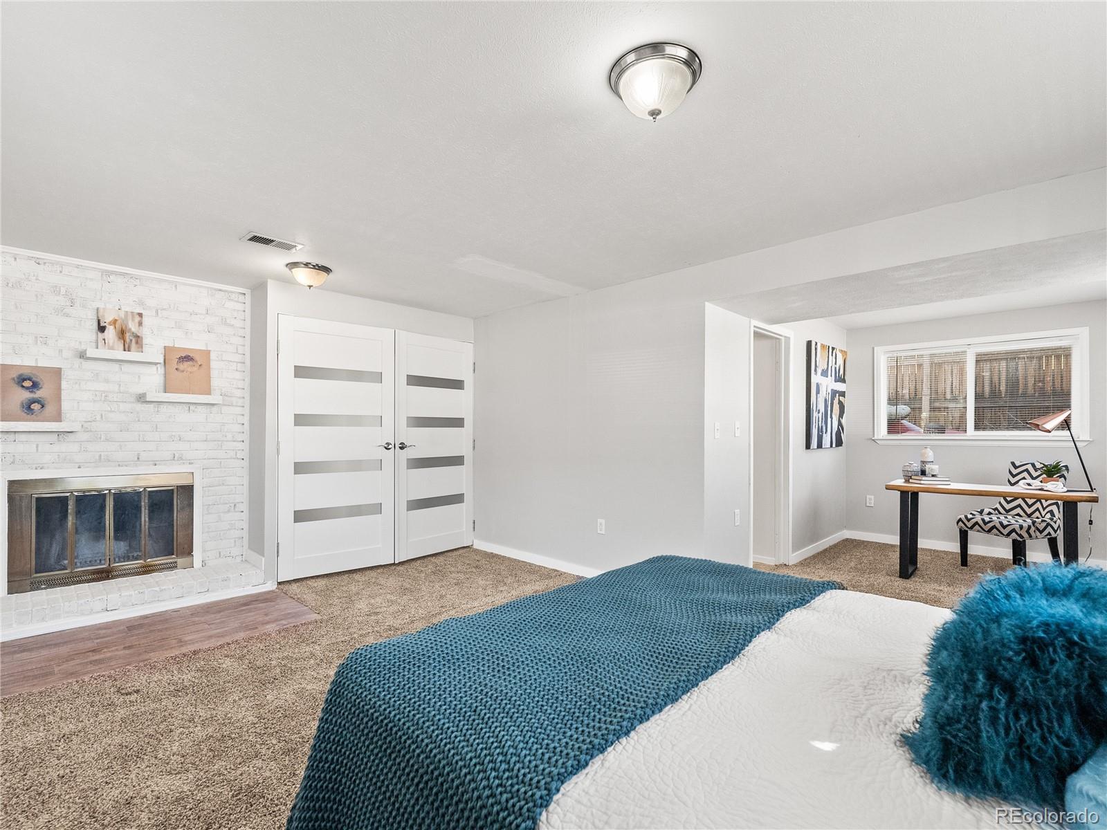 213 S 16th Ave Dr