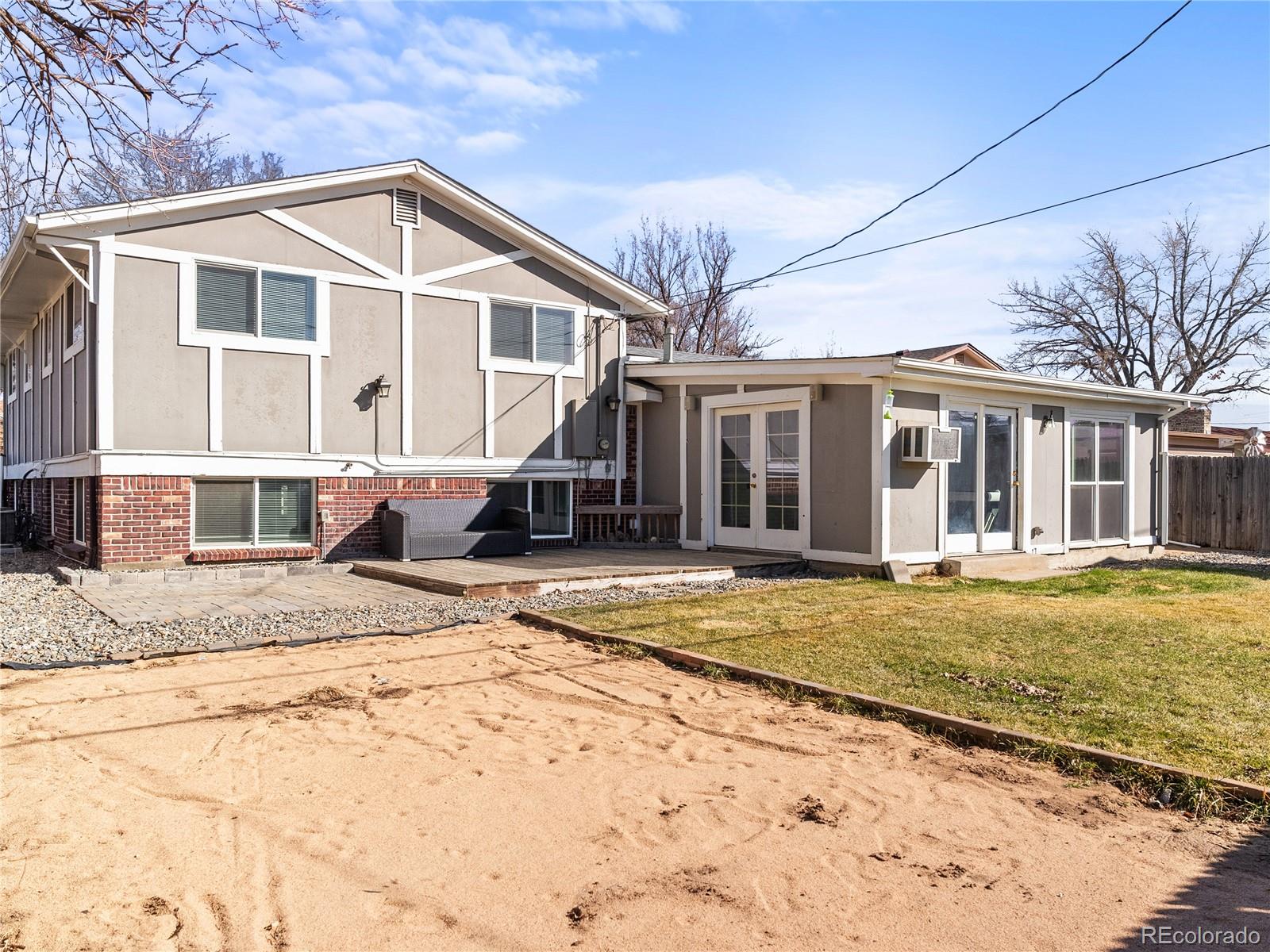 213 S 16th Ave Dr