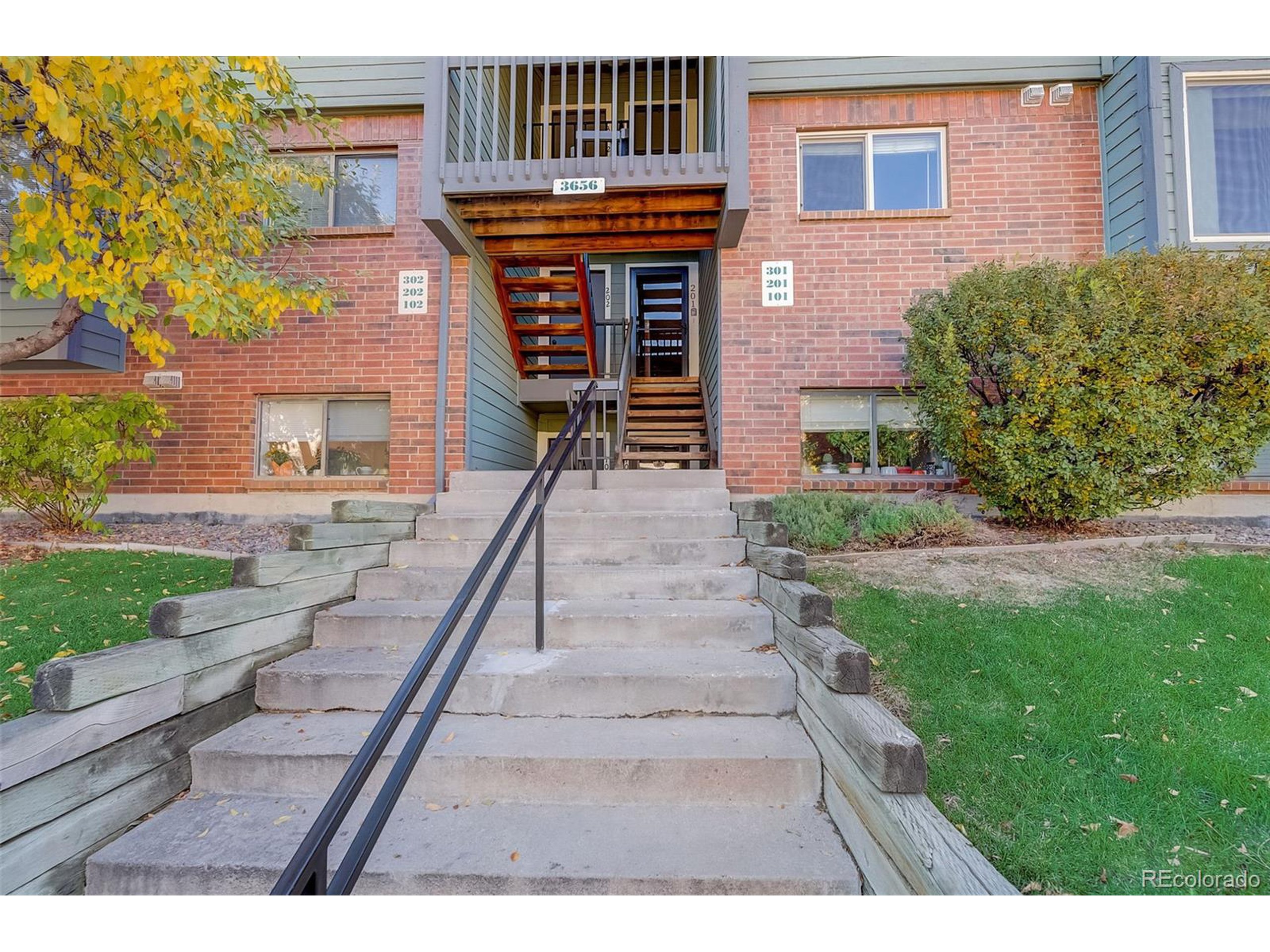 3656 S Depew St 201