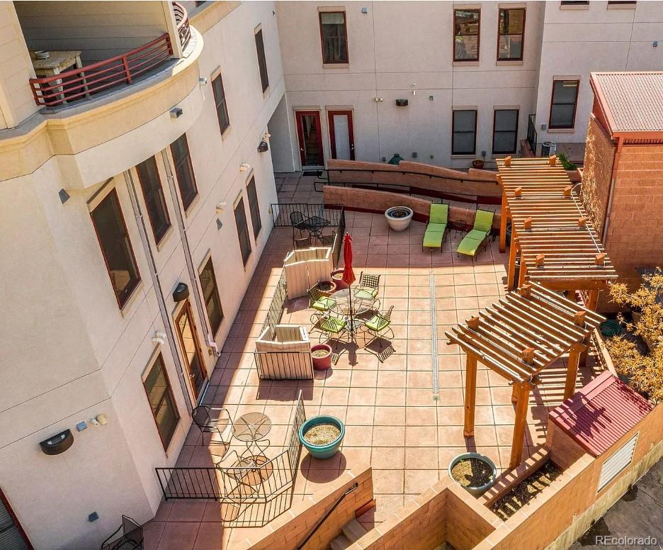 261 Pine Street Unit: 204