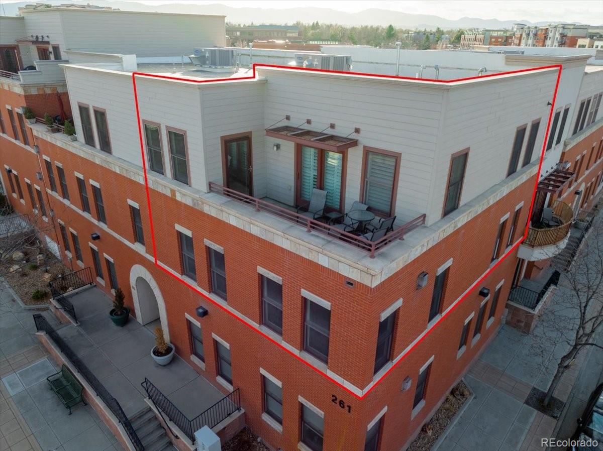 261 Pine Street Unit: 204