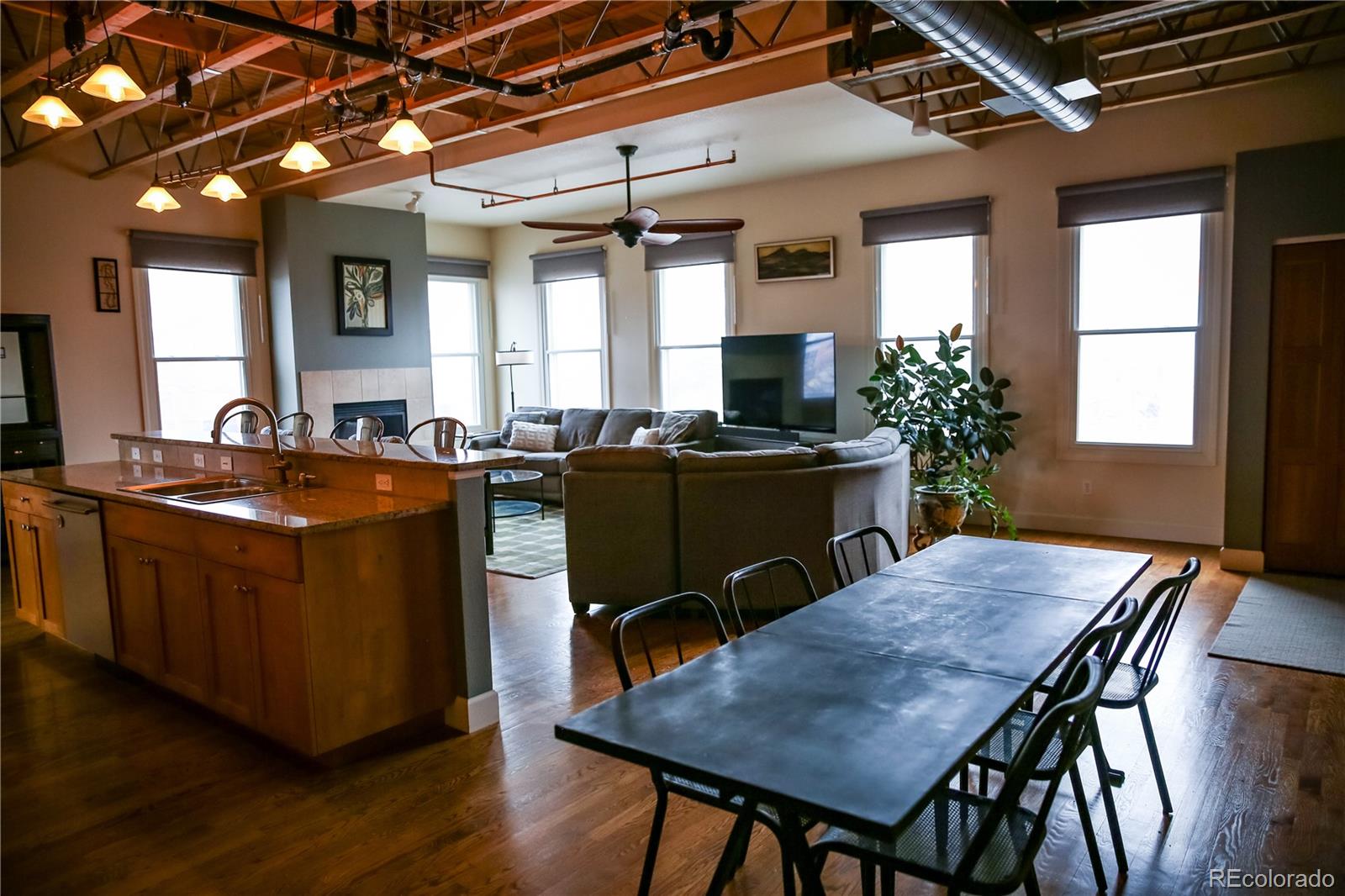 261 Pine Street Unit: 204