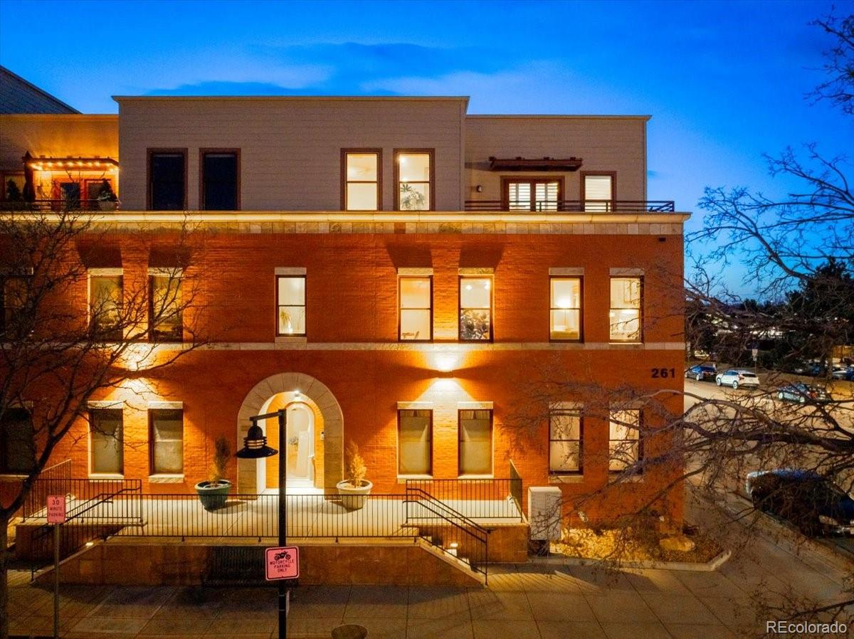 261 Pine Street Unit: 204