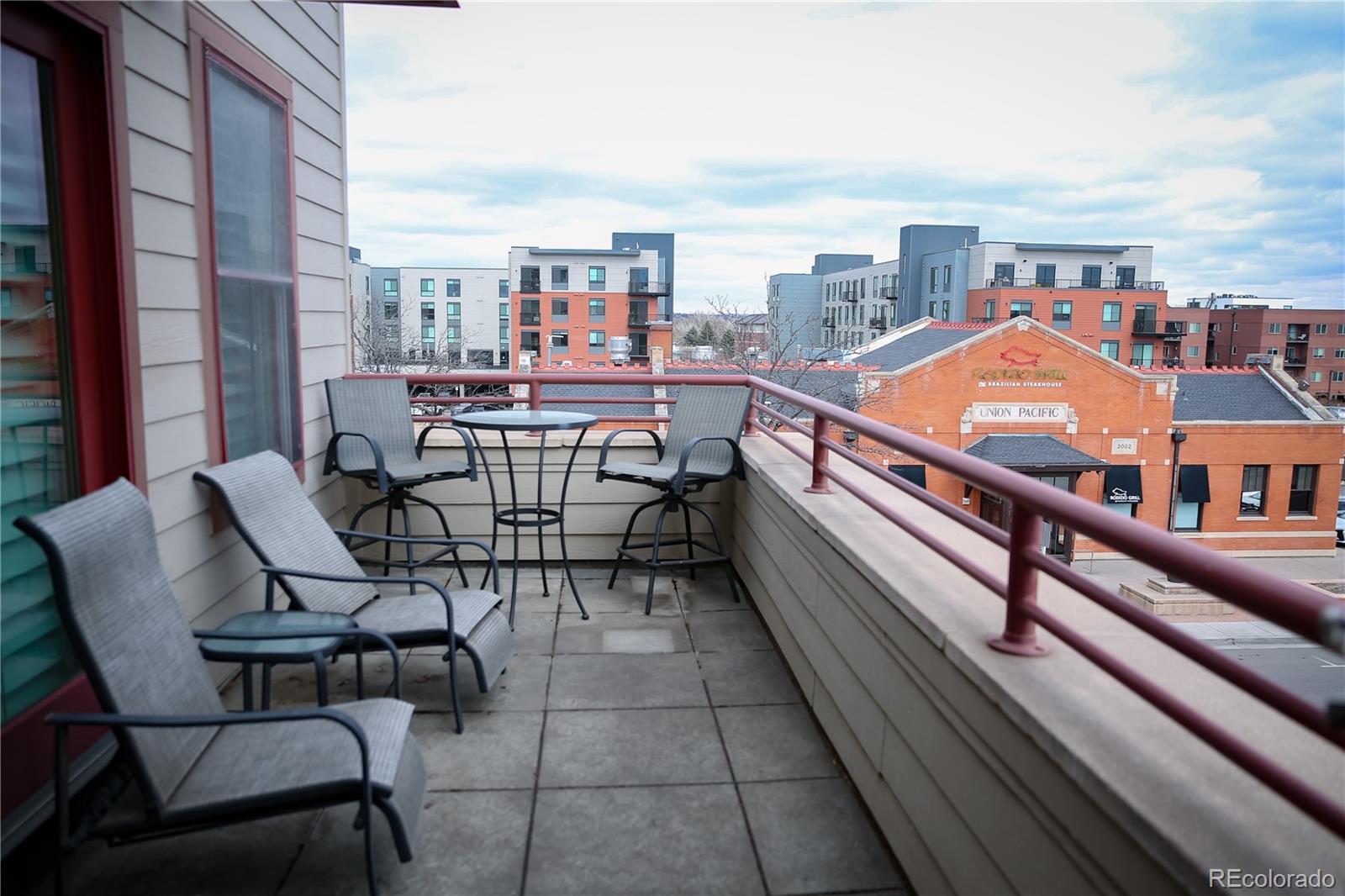 261 Pine Street Unit: 204