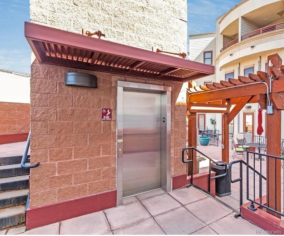 261 Pine Street Unit: 204