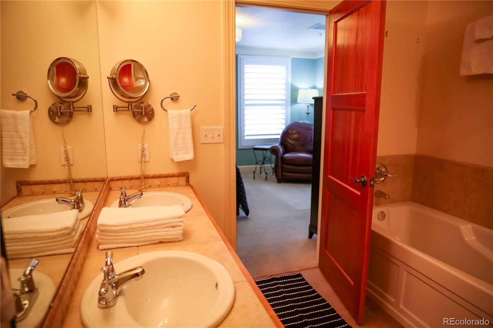 261 Pine Street Unit: 204