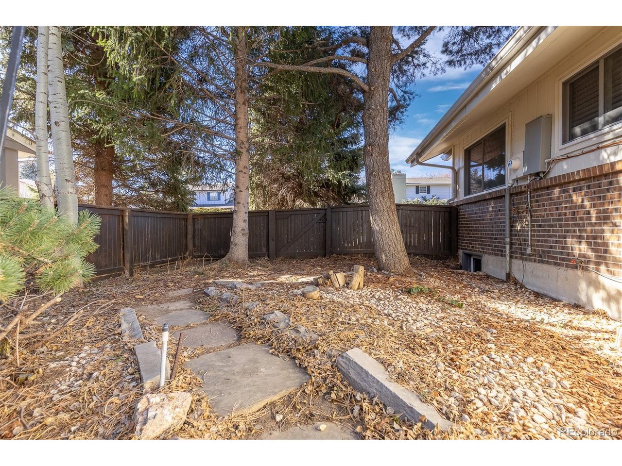 3752 S Rosemary Way