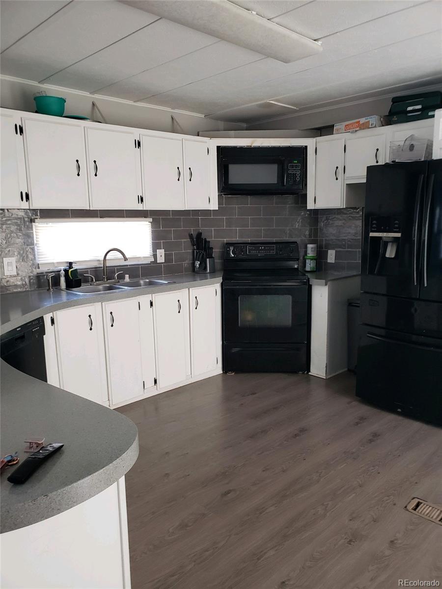 1201 W Thornton Parkway