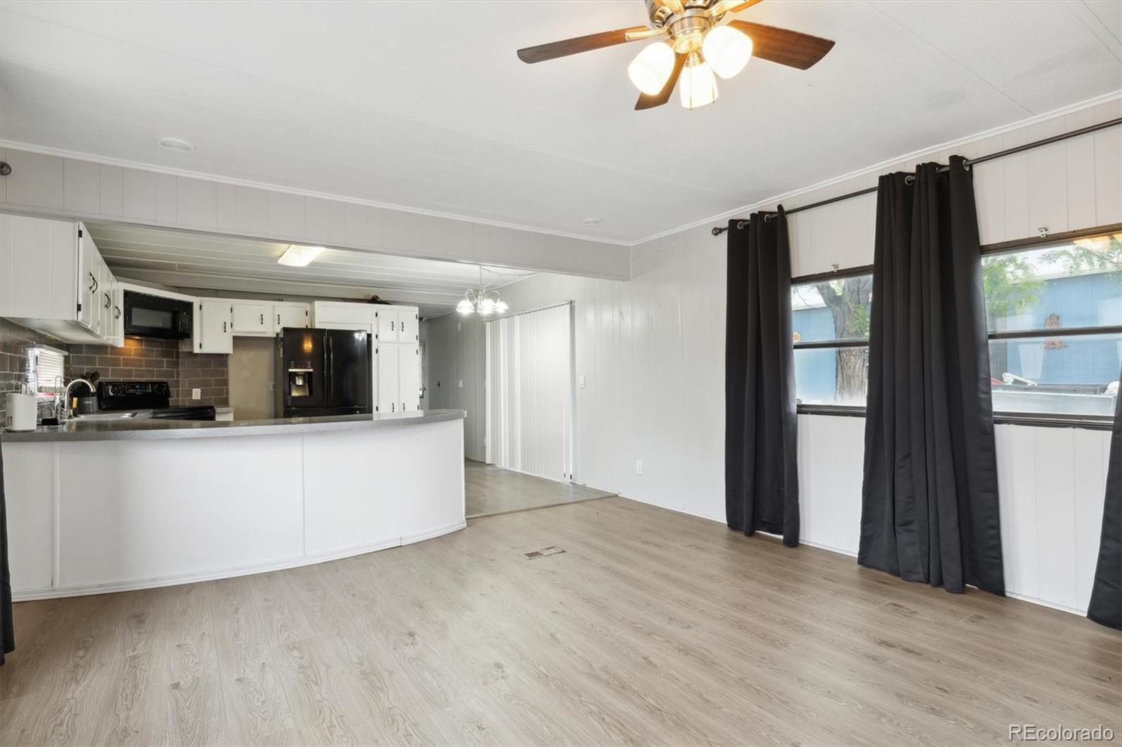 1201 W Thornton Parkway