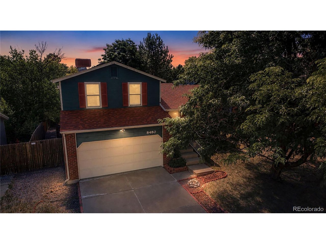 8480 Rabbitbrush Way