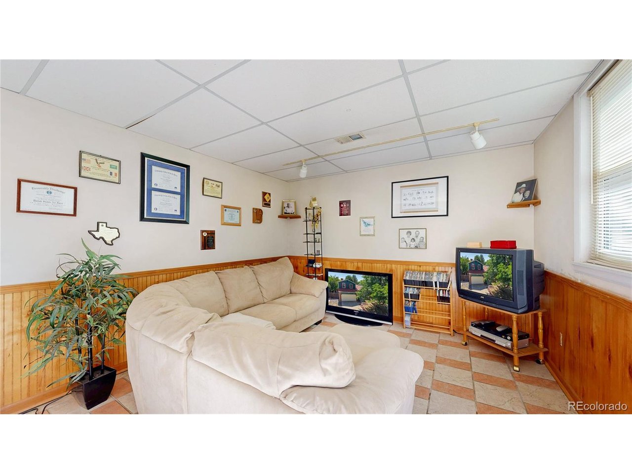 8480 Rabbitbrush Way