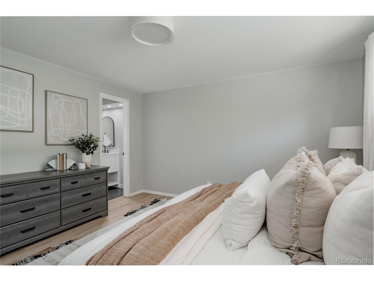 3786 E Fair Pl