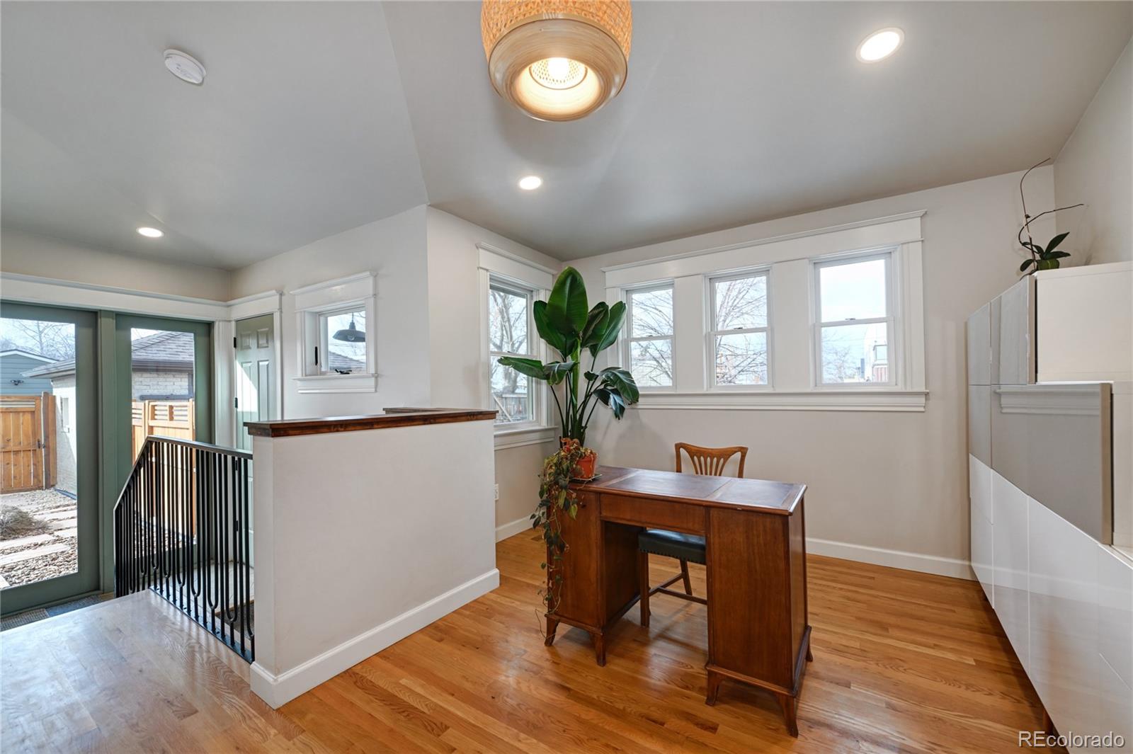 3869 Newton Street