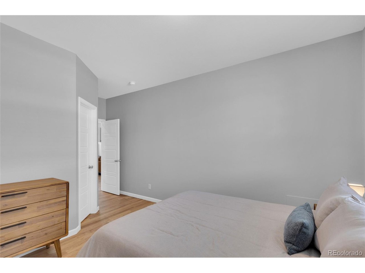 2451 Fenton St